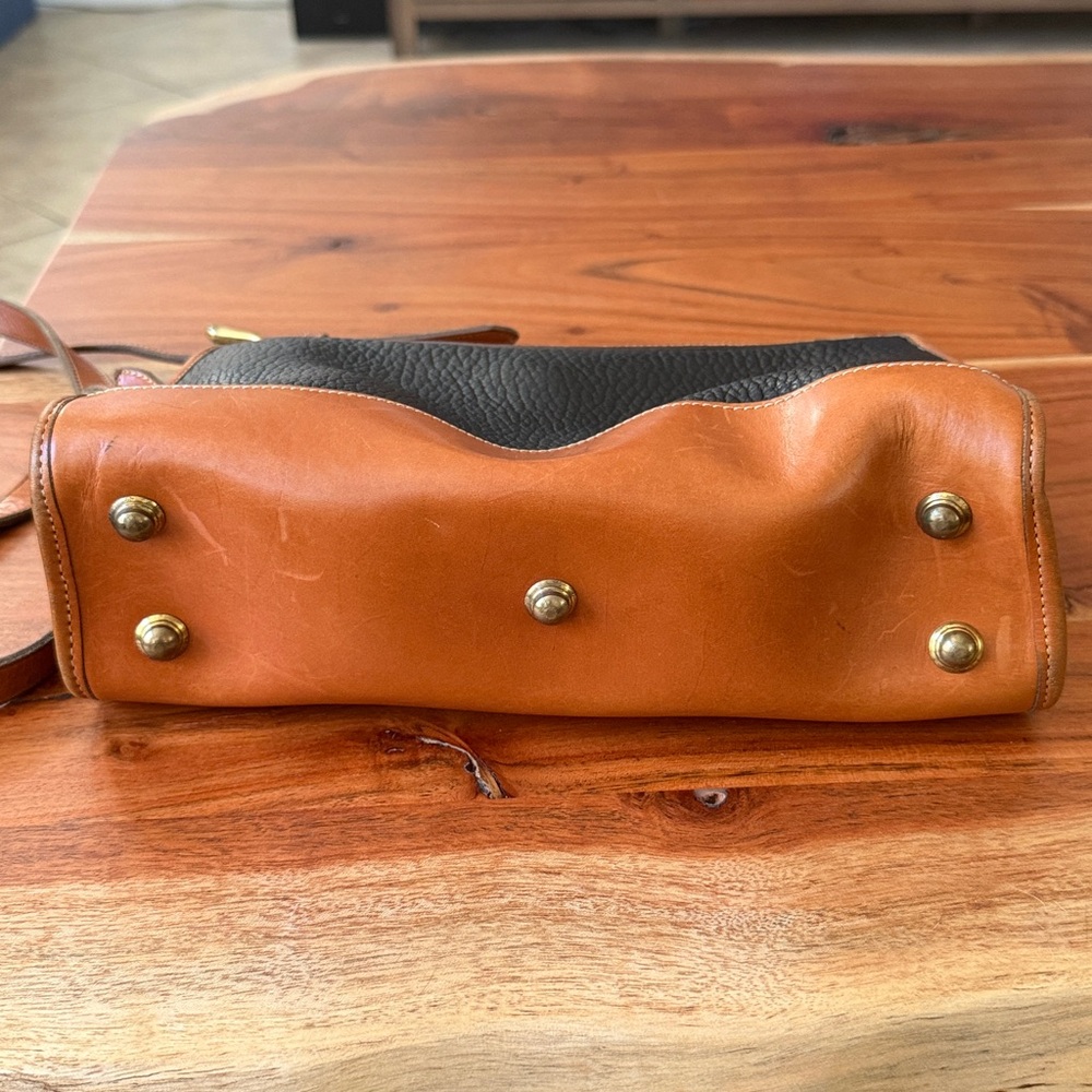 Vintage Dooney & Bourke Crossbody Bag Black & British Tan All Weather Leather - Picture 7 of 9